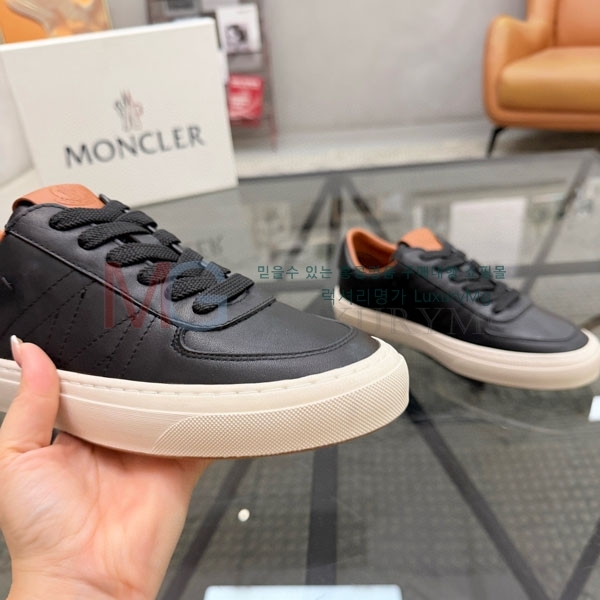  ���� ��**�� ����Ŀ�� MO366925-3