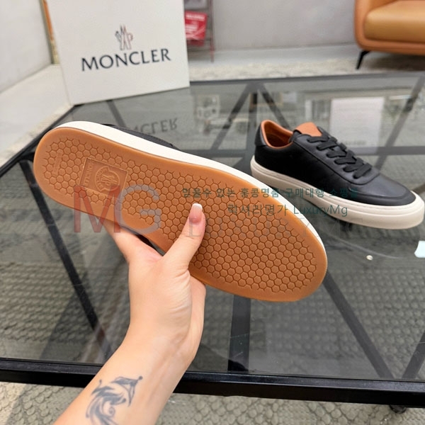  ���� ��**�� ����Ŀ�� MO366925-3