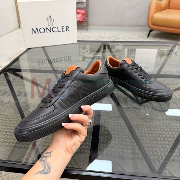  ���� ��**�� ����Ŀ�� MO366925-4