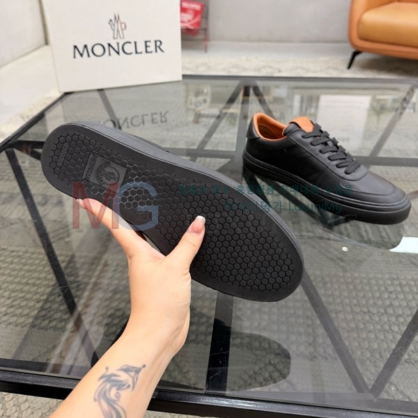  ���� ��**�� ����Ŀ�� MO366925-4