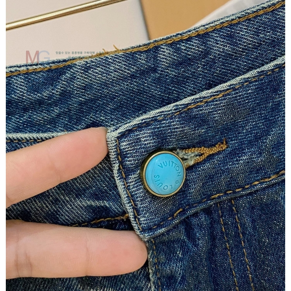 ���� ���̺��� û���� LV326750