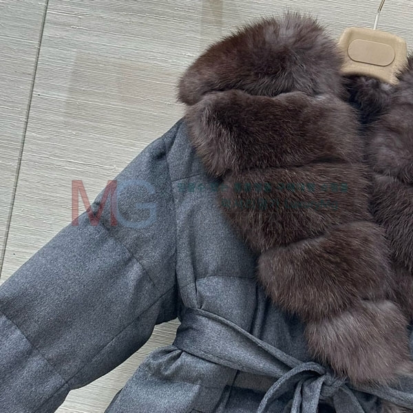 ���� �η�**�� �ٿ� �е� LP424502-18