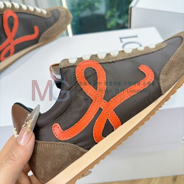 �������� �ο��� ����Ŀ�� LW6301152-5