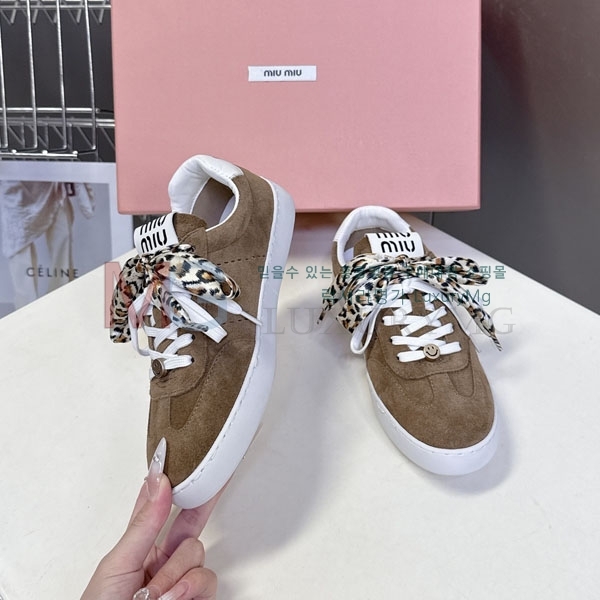 ���� �̿�̿� ����Ŀ�� MI3308802-1