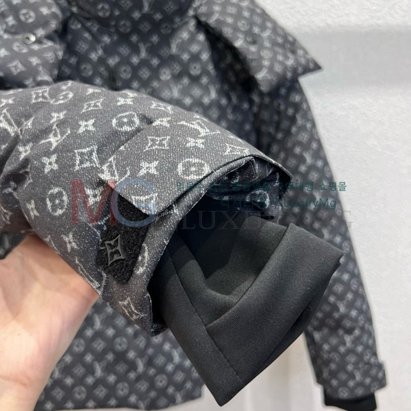 ���� ���̺��� �ٿ� �е� LV23408-7