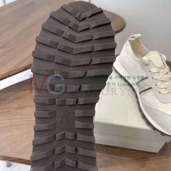 ���� ���ڷ� ��ġ�ڸ� ����Ŀ�� BL559049-1