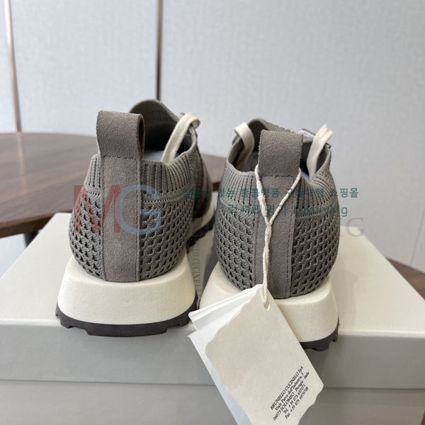 ���� ���ڷ� ��ġ�ڸ� ����Ŀ�� BL559049-2