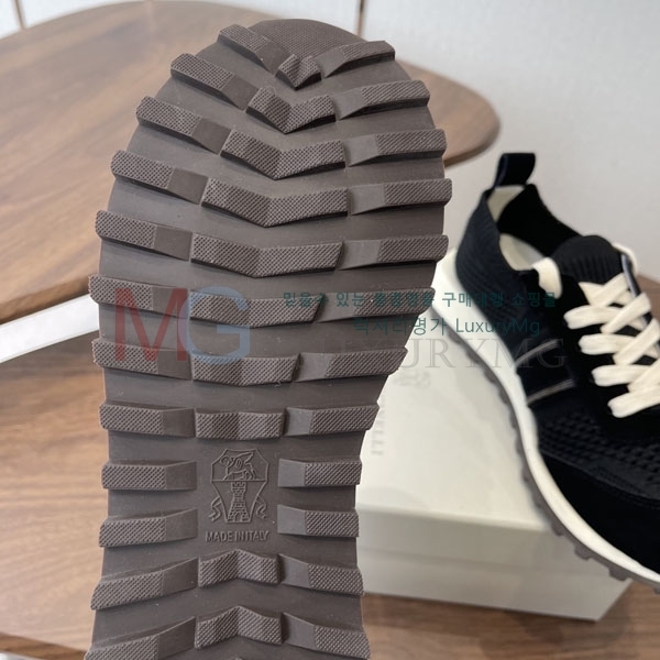 ���� ���ڷ� ��ġ�ڸ� ����Ŀ�� BL559049-3