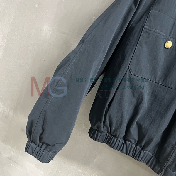 ���� �̿�̿� �þ �� ���� �ٿ� �е� MU341203-2