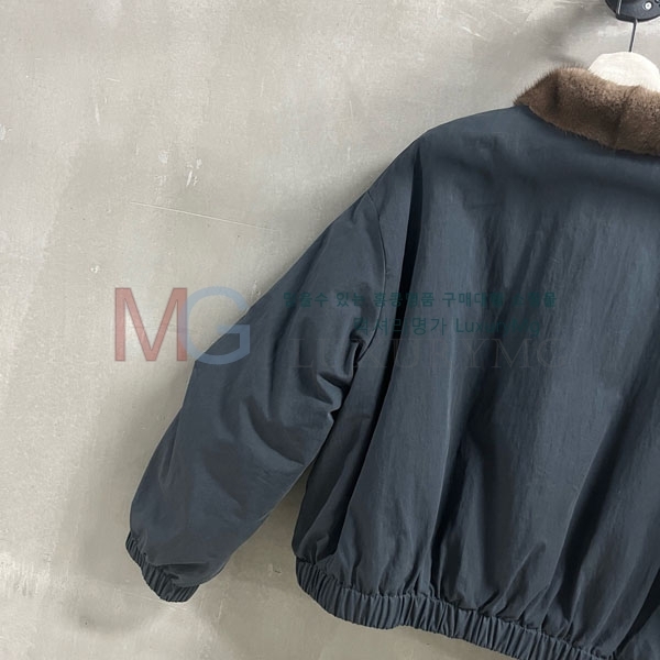 ���� �̿�̿� �þ �� ���� �ٿ� �е� MU341203-2