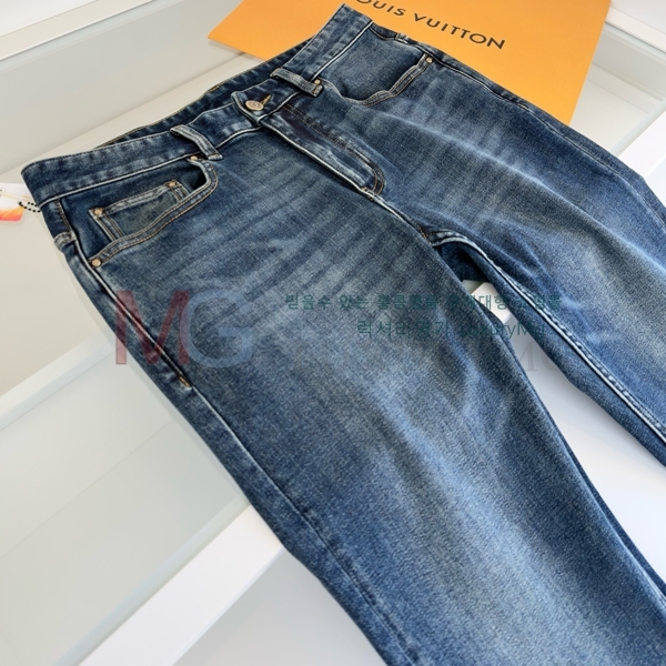 ���� ���̺��� û���� LV326752