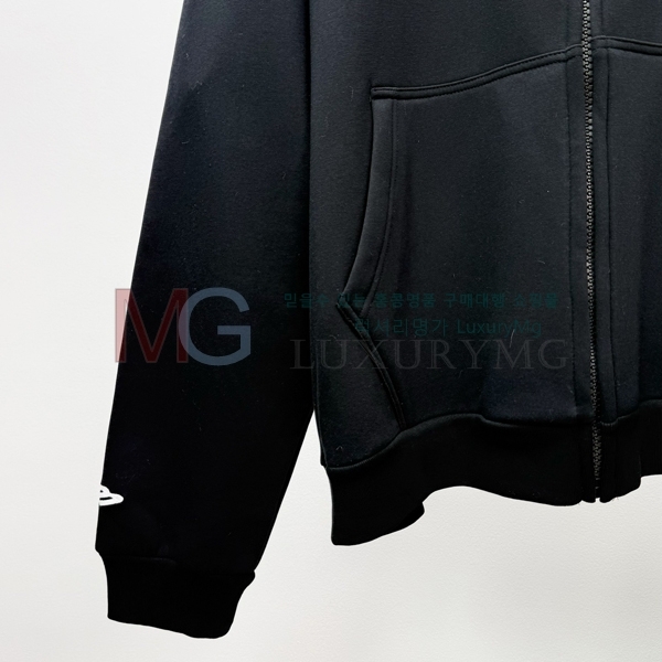 �������� �߷��þư� �ĵ�Ƽ BL3457289