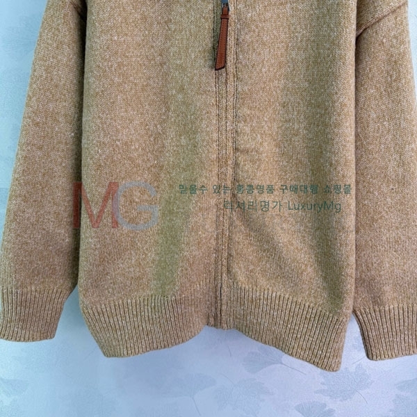 ���� �ο��� ������ ����� LO34066-4