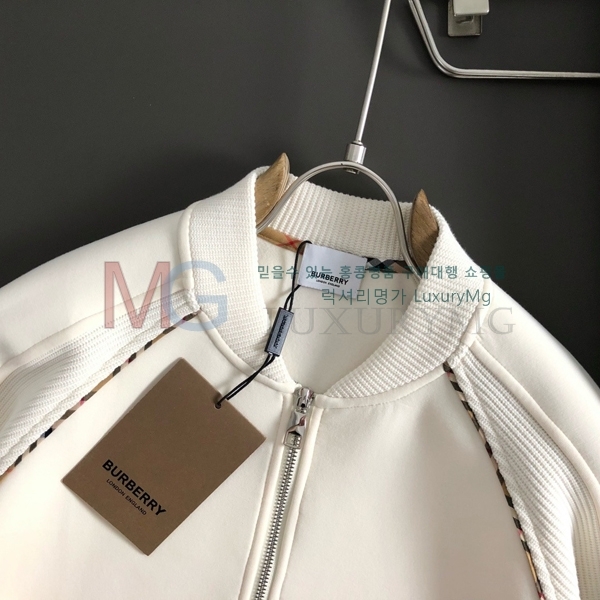 ���� ������ ������ BU6352972