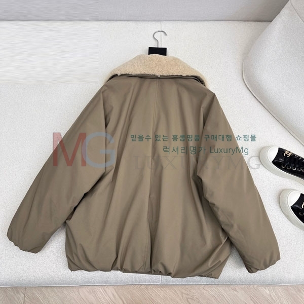 ���� ���ڷ� ��ġ�ڸ� �ٿ� �е� BC56568-4