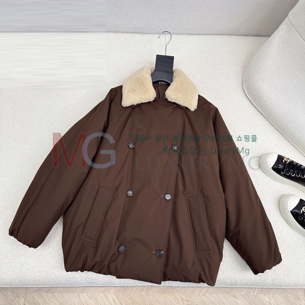 ���� ���ڷ� ��ġ�ڸ� �ٿ� �е� BC56568-5