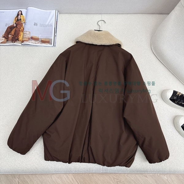 ���� ���ڷ� ��ġ�ڸ� �ٿ� �е� BC56568-5