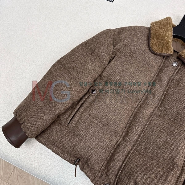 ���� ���ڷ� ��ġ�ڸ� �ٿ� �е� BC52343250-9