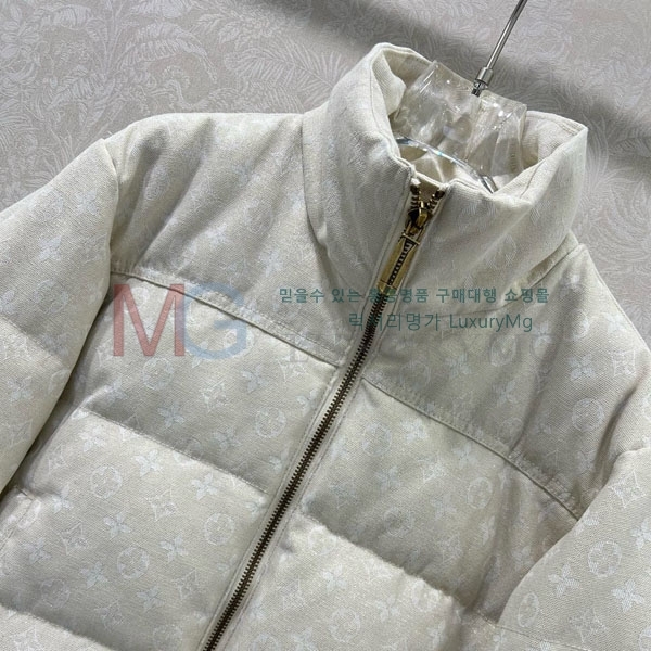 ���� ���̺��� �ٿ� �е� LV2345065-5