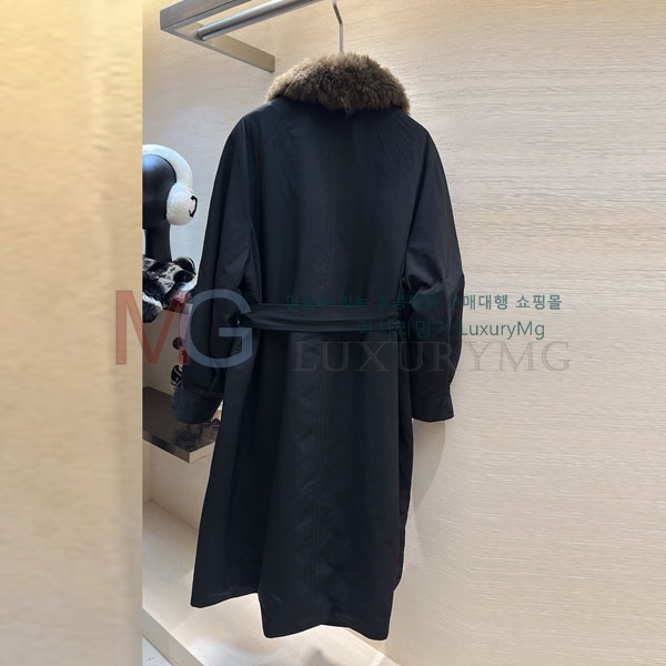 ���� �η�**�� �ٿ� �е� LP346056-4