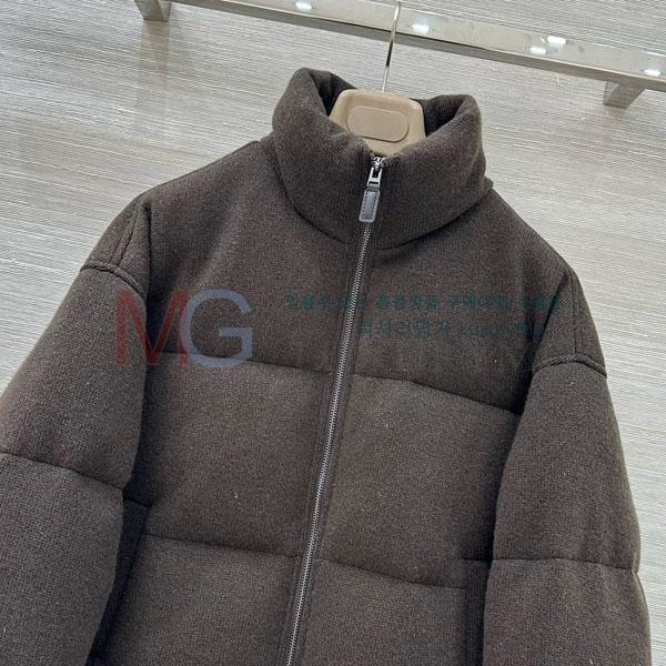 ���� �η�**�� �ٿ� �е� LP434205-2