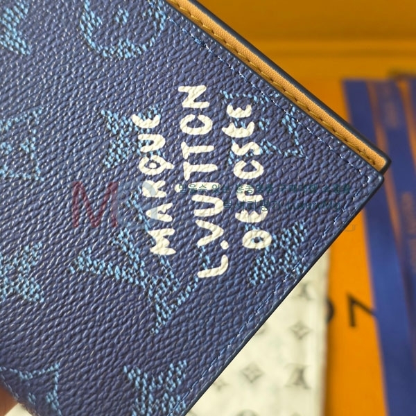 ���̺��� �н���Ʈ Ŀ�� �������� M26831-4