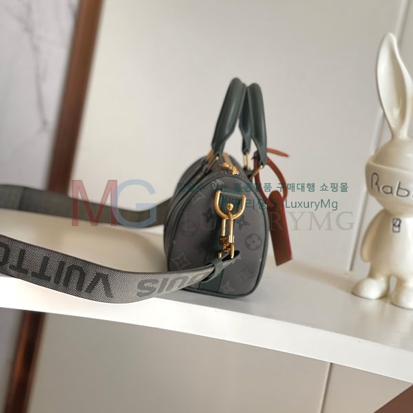 ���̺��� Ű�� �ݵѸ��� 25 M26930-1