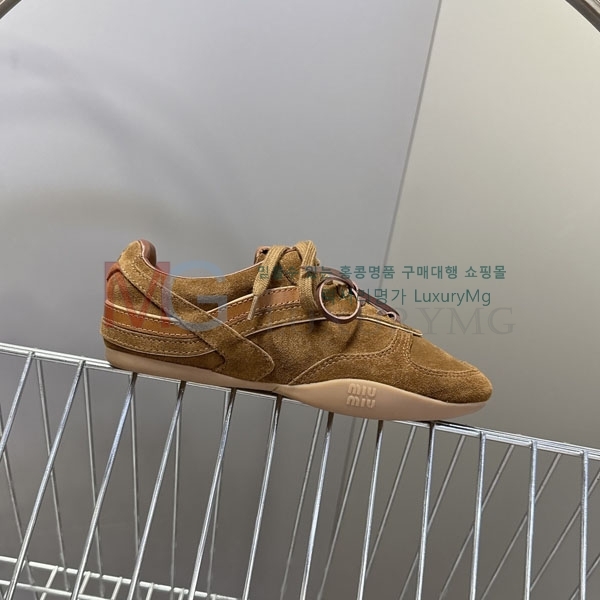 ���� �̿�̿� ����Ŀ�� MI3378924-2