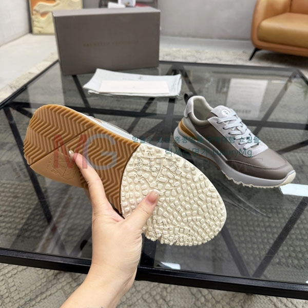  ���� ���ڷ� ��ġ�ڸ� ����Ŀ�� B666321