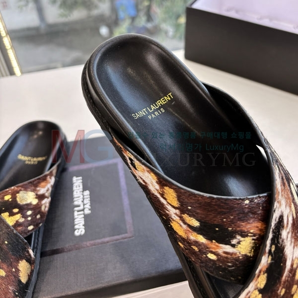 ���� ���ζ� ������ YSL886990-4