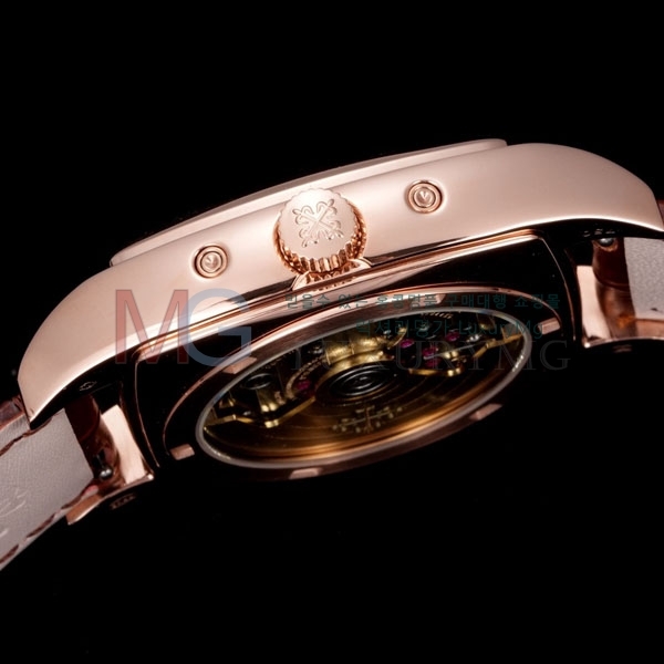 �����ʸ� �ð� 5135G-1