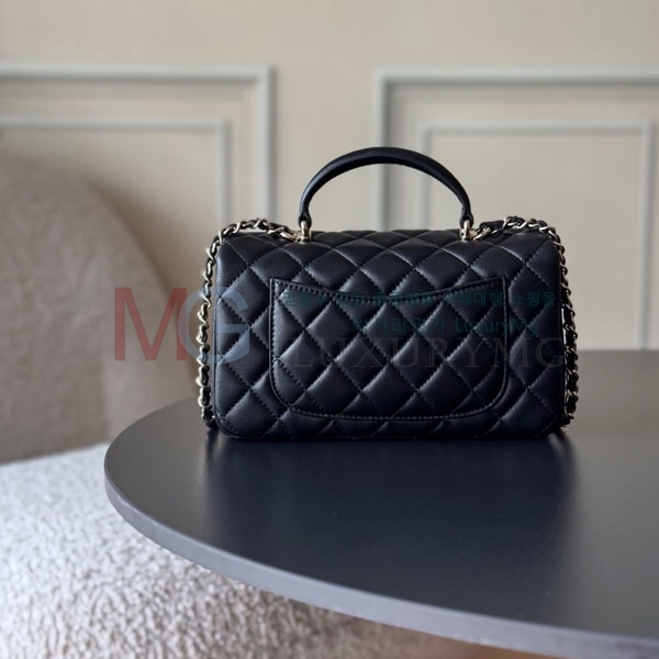 ��* Ŭ���� ���̴� �ڵ�� AS2431-501