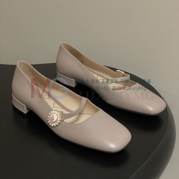 ���� �߷�Ƽ�� ������ V0075580-1