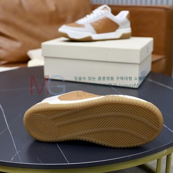  ���� �߷�Ƽ�� ����Ŀ�� V2A3880