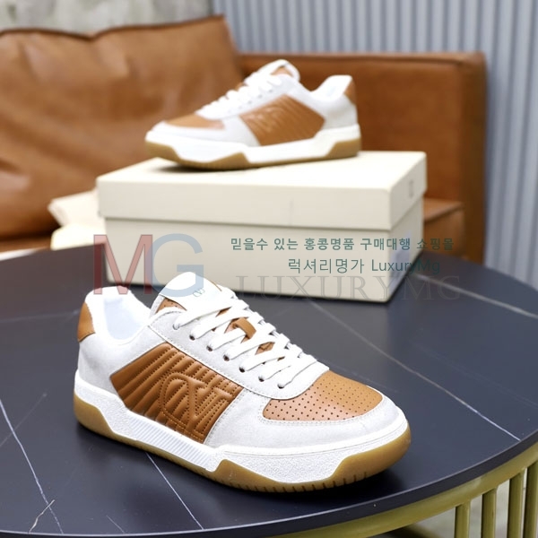  ���� �߷�Ƽ�� ����Ŀ�� V2A3880