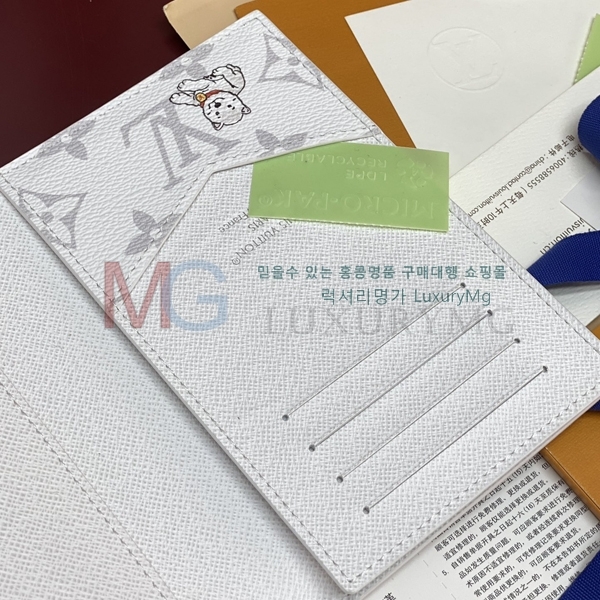 ���̺��� �н���Ʈ Ŀ�� �������� M27083-1