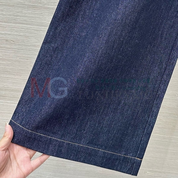 ���� ���ڷ� ��ġ�ڸ� ���� BC156083-1