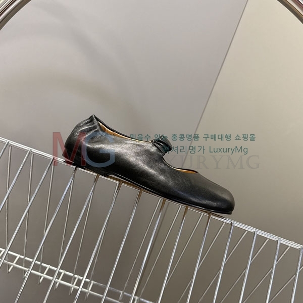  �������������� �÷����� MZ608841