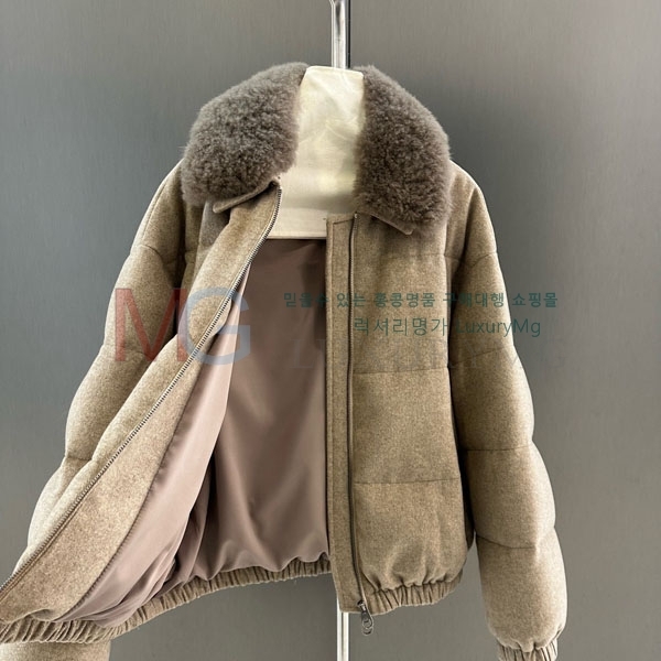 ���� ���ڷ� ��ġ�ڸ� �ٿ� �е� BC52354066-2