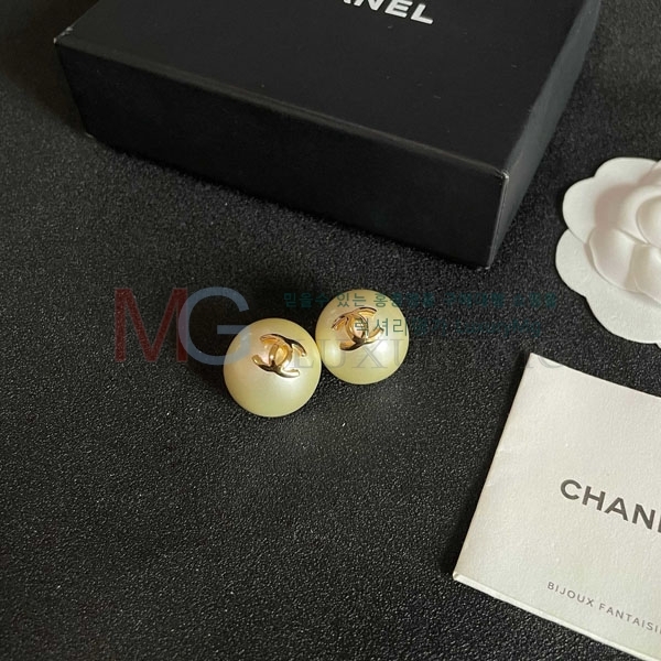 ��* �Ͱ��� CHA657808-8