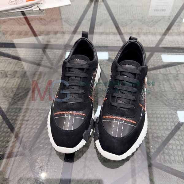 ���� �����޽� ����Ŀ�� HE566301-2