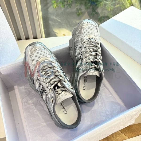 ��� �� ����Ŀ�� �������� DR966066