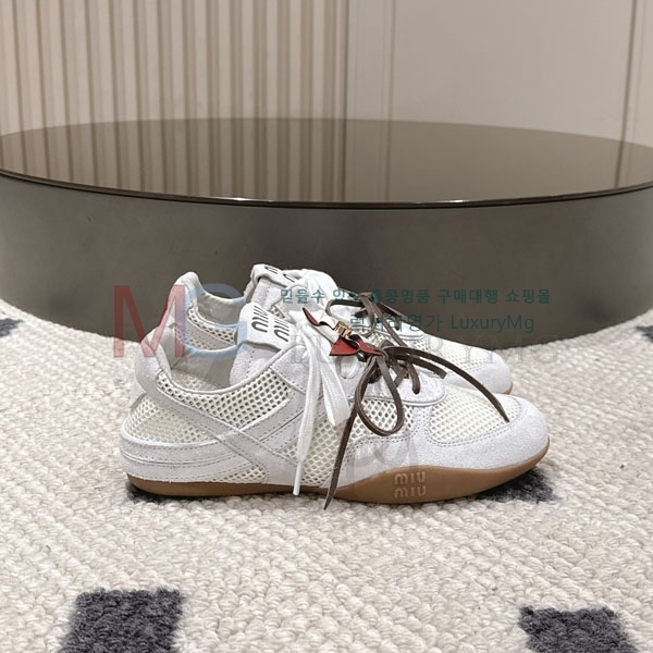 ���� �̿�̿� ����Ŀ�� 1M622810-1