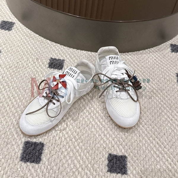 ���� �̿�̿� ����Ŀ�� 1M622810-1