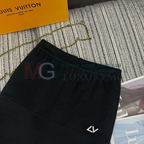 ���� ���̺��� ��ĿƮ LV565704-2