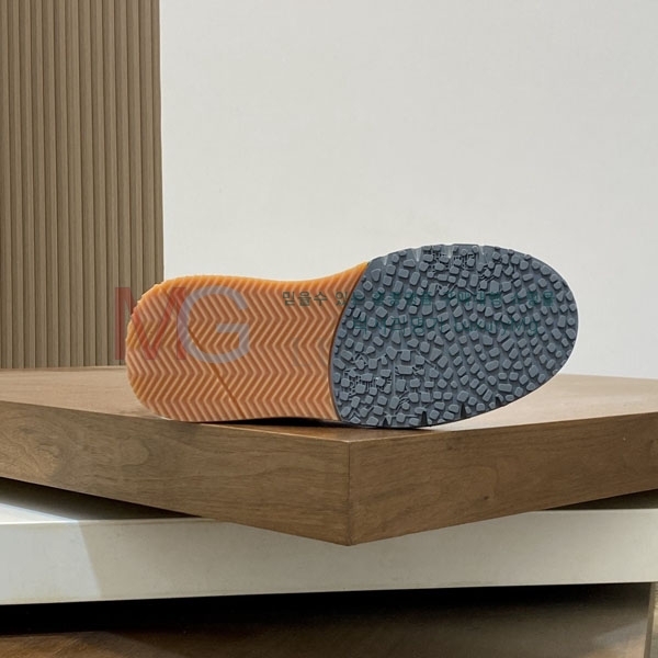 ���ڷ� ��ġ�ڸ� ����Ŀ�� B1C72660