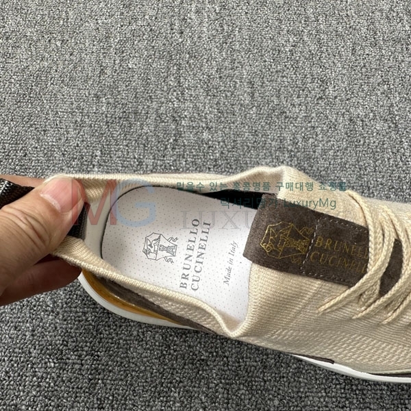 ���ڷ� ��ġ�ڸ� ����Ŀ�� BC771153-1