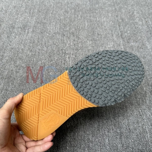 ���ڷ� ��ġ�ڸ� ����Ŀ�� BC771153-1