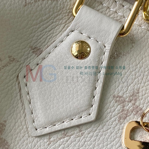 ���̺��� ���ǵ� �ݵѸ��� 25 M26690-400