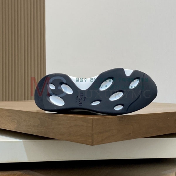 ���� ����Ƽ  ����Ŀ�� BT666501-2